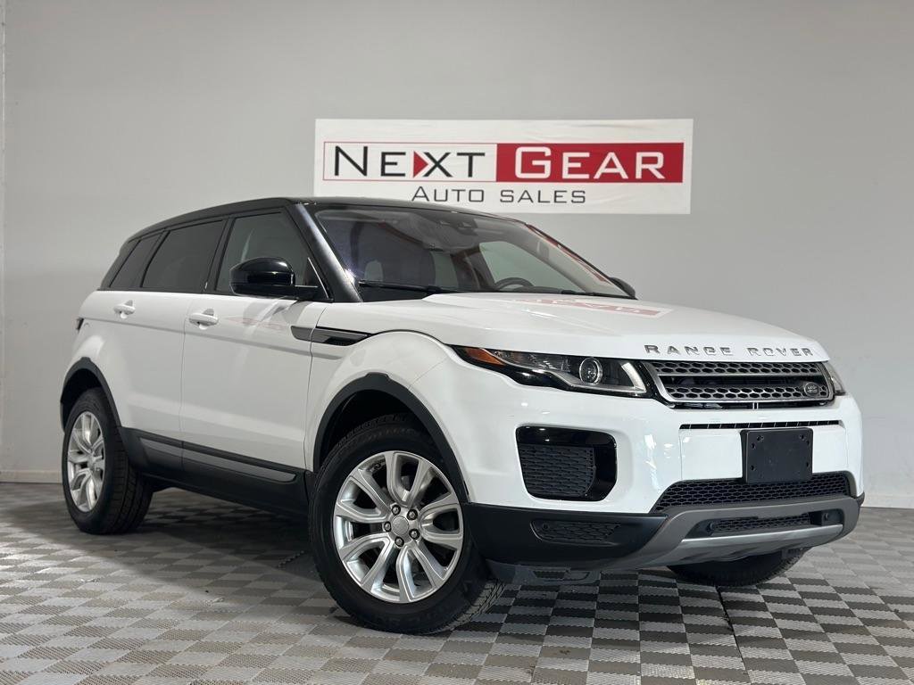 Used 2018 Land Rover Range Rover Evoque SE image 1