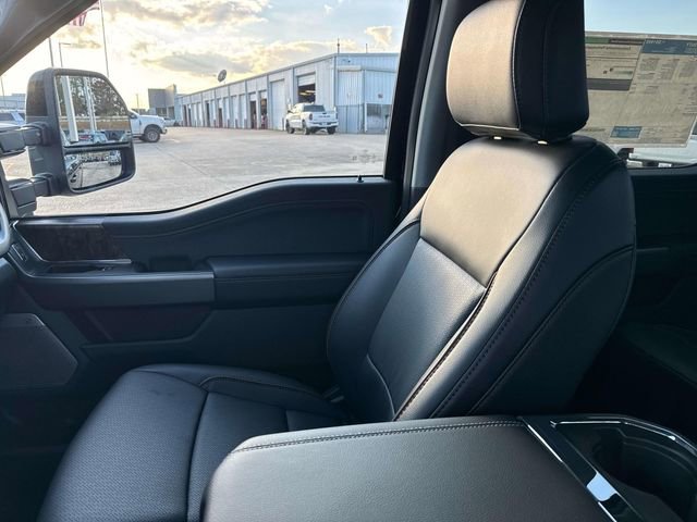 New 2026 Ford F250 Lariat w/ Black Appearance Package image 20
