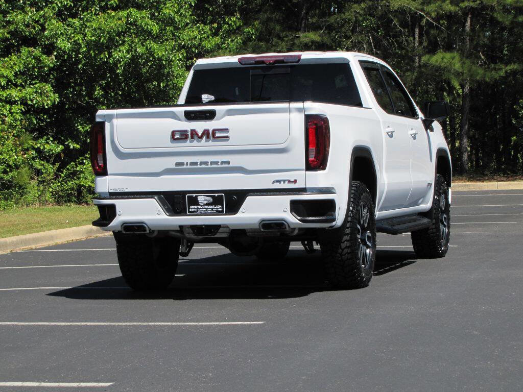 Used 2023 GMC Sierra 1500 AT4 w/ Technology Package AWD/4WD image 9