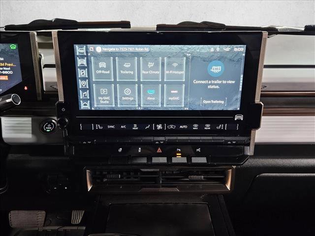 Used 2025 GMC Hummer EV 2X image 15
