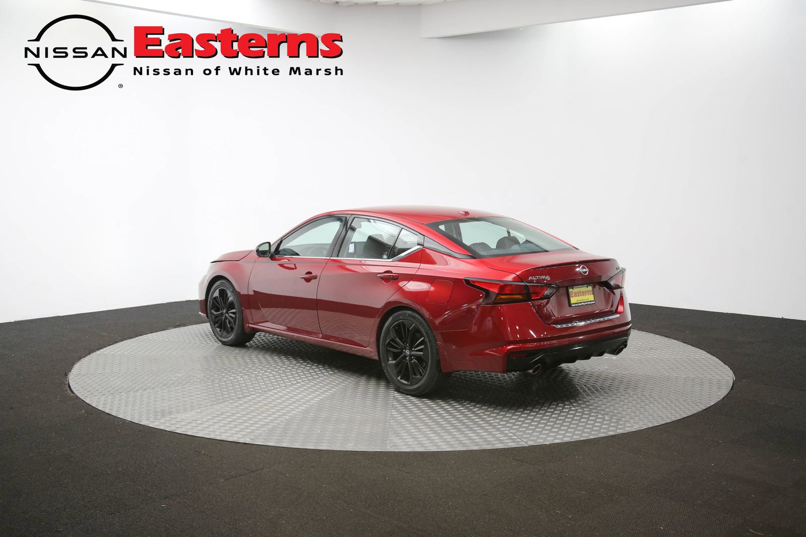 Used 2023 Nissan Altima 2.5 SR w/ SR Premium Package image 75