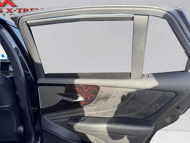 Used 2018 Lexus LS 500h w/ Luxury Package image 40