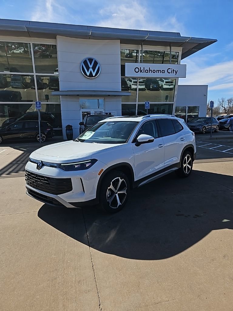 New 2026 Volkswagen Tiguan SE