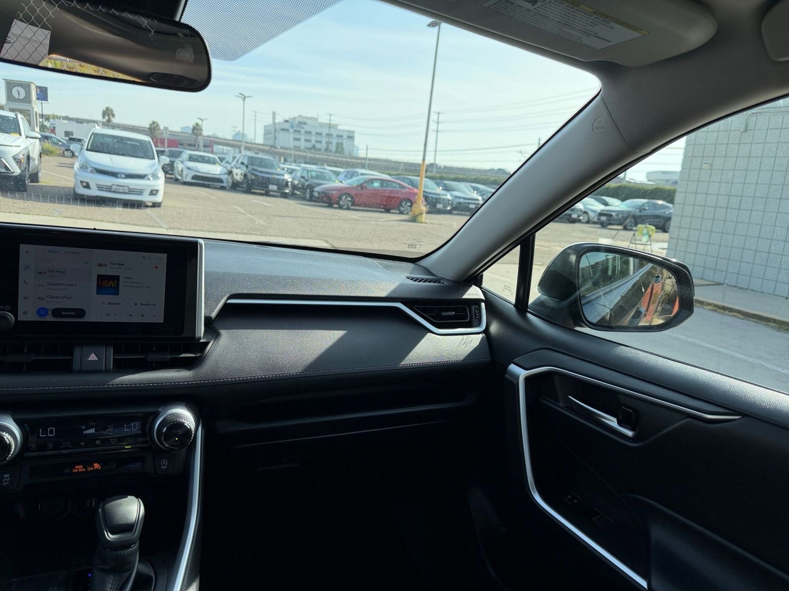 Used 2025 Toyota RAV4 XLE image 36