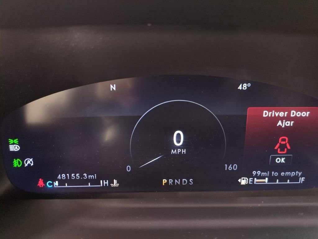 Used 2022 Lincoln Nautilus Reserve w/ Equipment Group 202A image 18