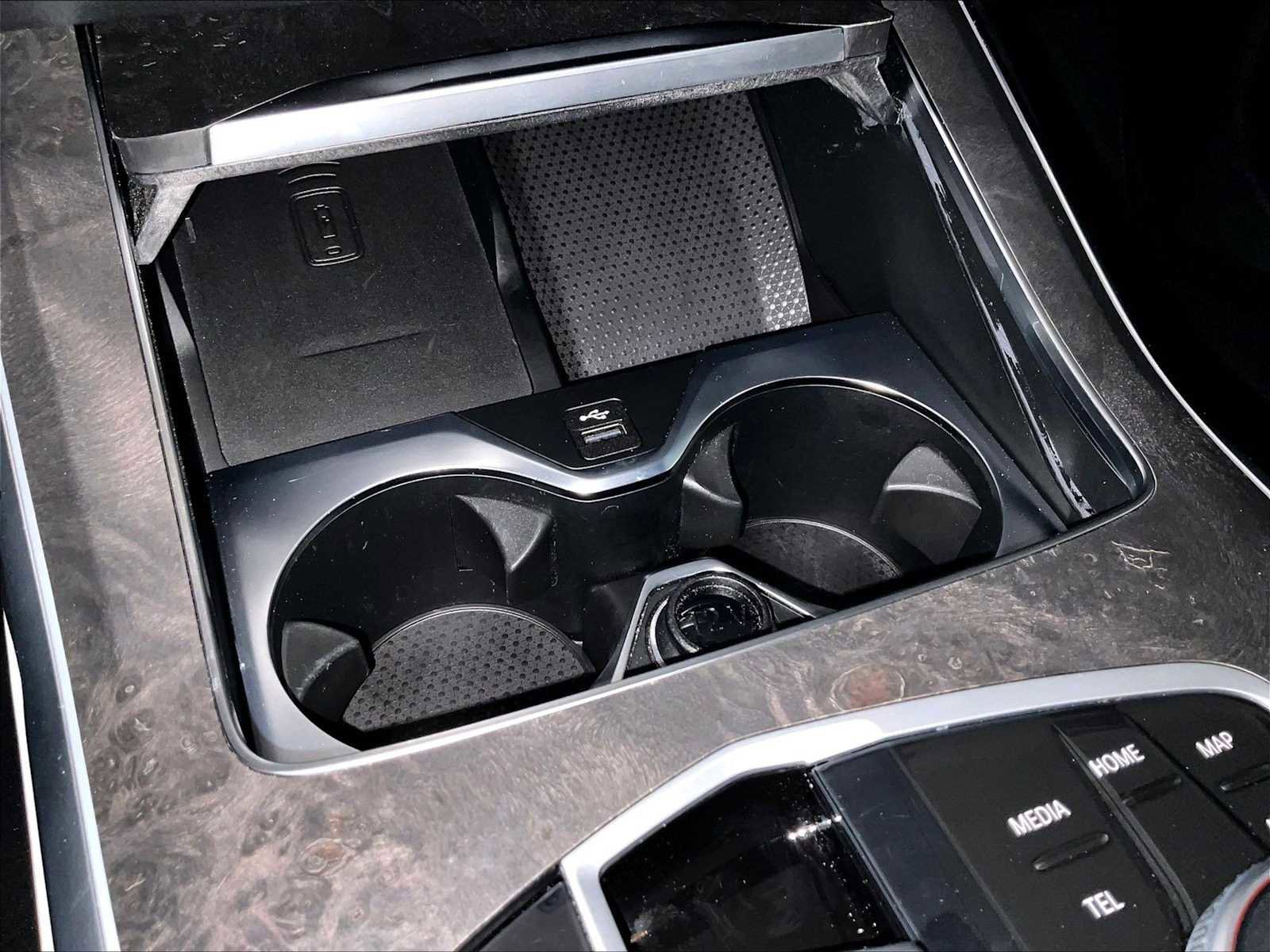 Used 2025 BMW X7 xDrive40i w/ M Sport Package image 39