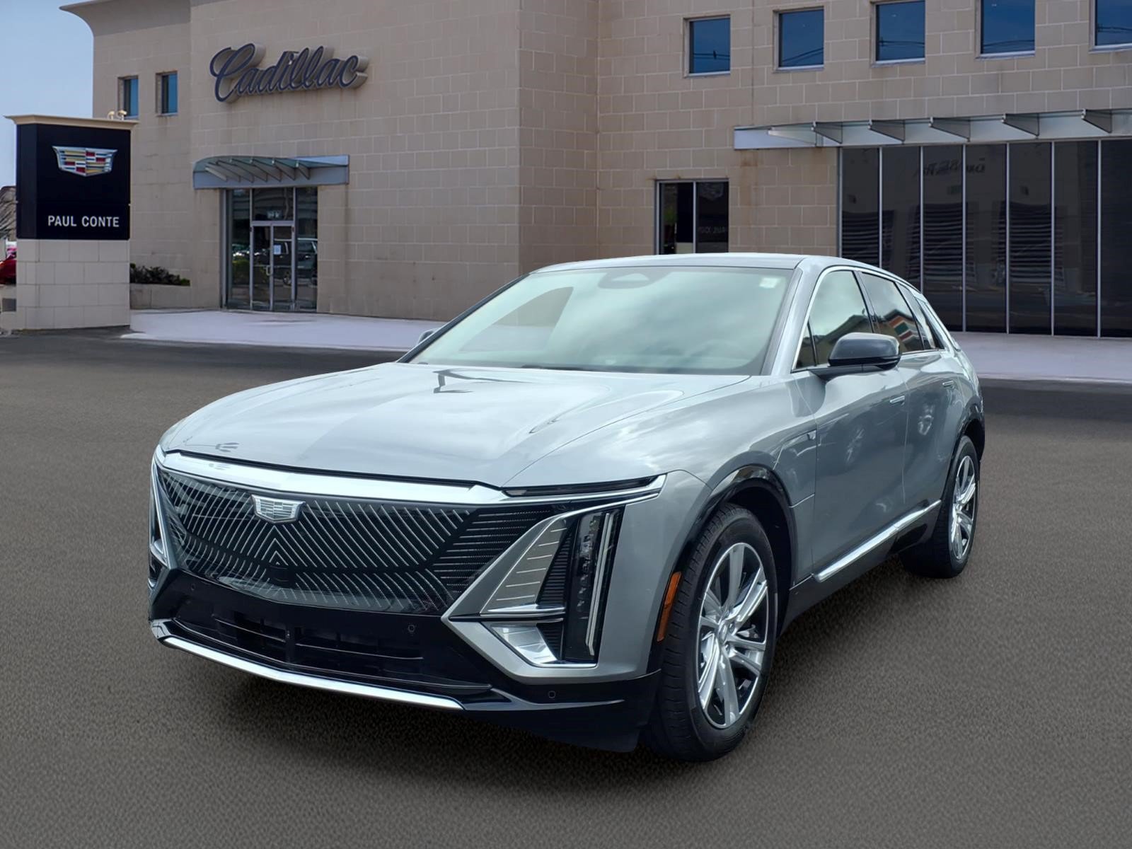 Certified 2024 Cadillac Lyriq Tech AWD/4WD image 1