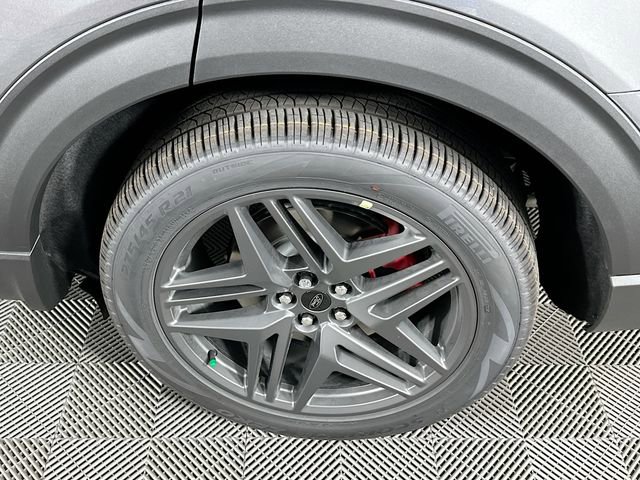New 2025 Ford Explorer ST image 36