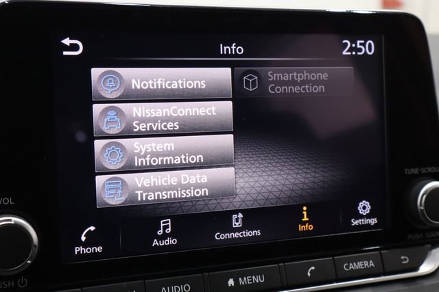 Used 2024 Nissan Rogue SV image 37