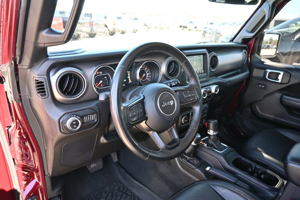 Used 2021 Jeep Gladiator Sport image 15