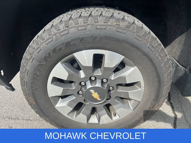 Used 2025 Chevrolet Silverado 2500 Custom w/ Custom Value Package AWD/4WD image 32