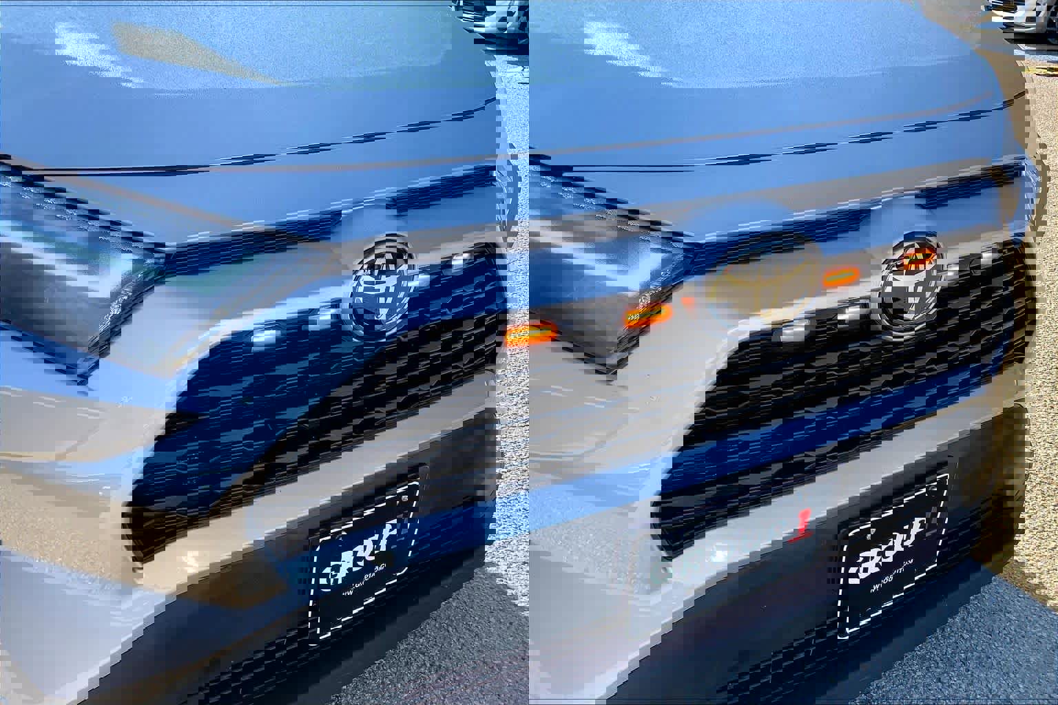 Used 2024 Toyota RAV4 XLE w/ Convenience Package image 30