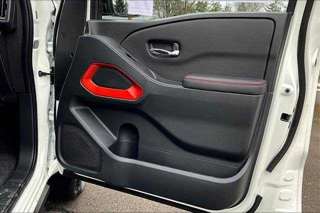 New 2025 Nissan Frontier PRO-4X AWD/4WD image 26