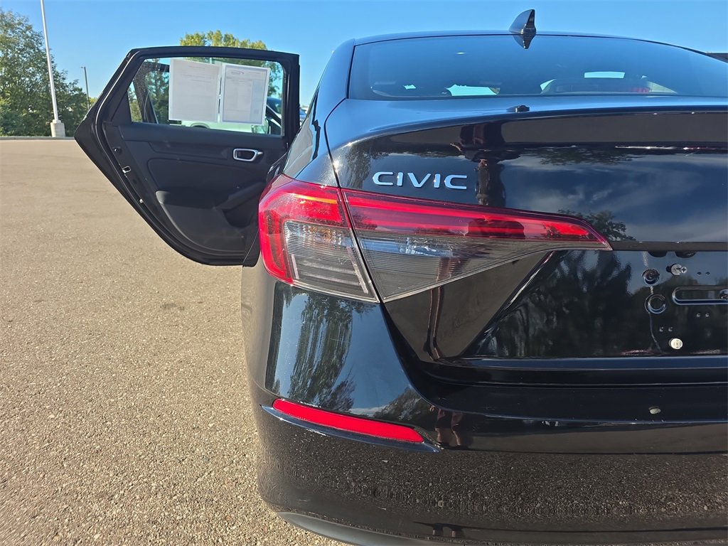 Used 2022 Honda Civic Sport image 32
