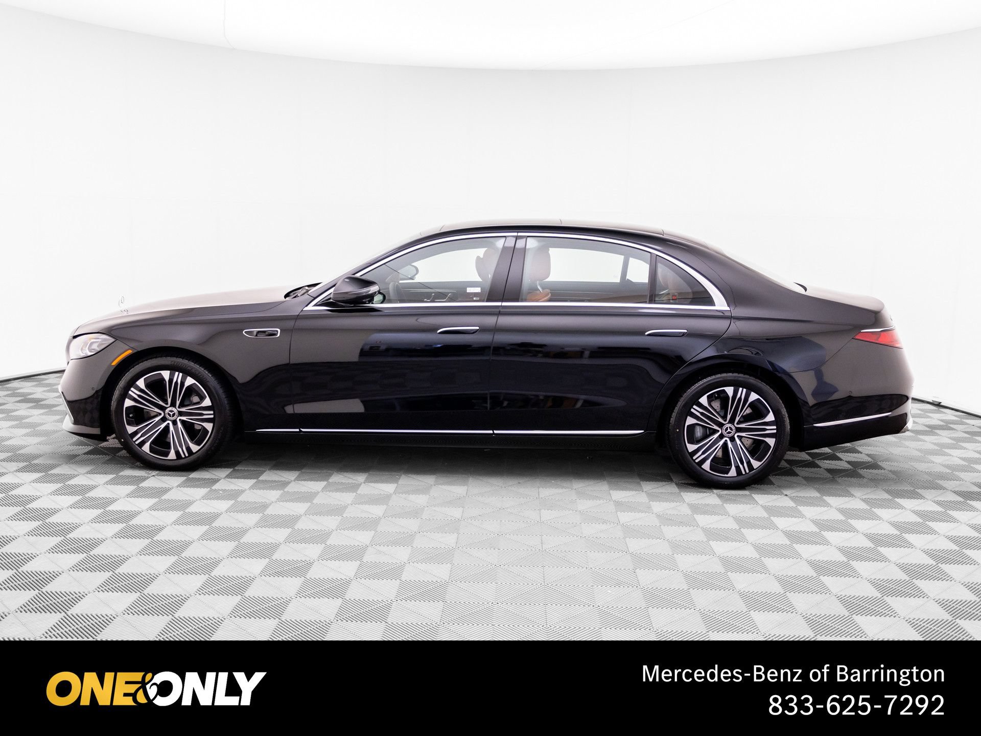 New 2027 Mercedes-Benz S 580 4MATIC Sedan image 2