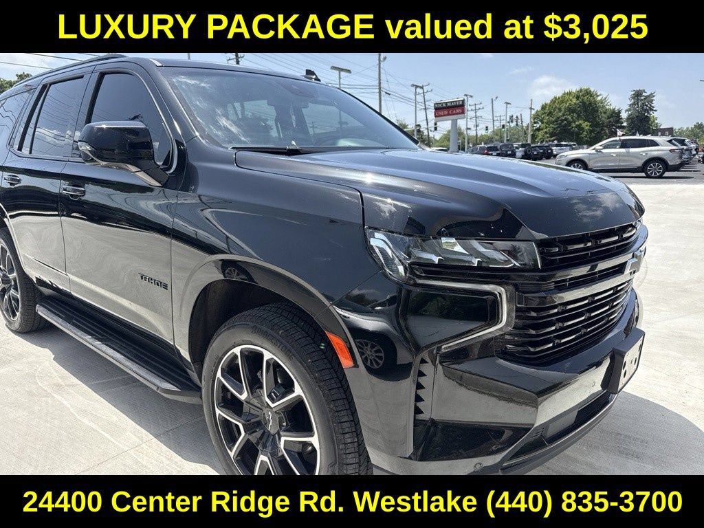 Used 2023 Chevrolet Tahoe RST w/ Luxury Package AWD/4WD image 3