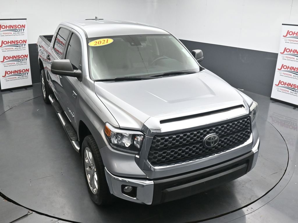 Used 2021 Toyota Tundra SR5 w/ SR5 Upgrade Package AWD/4WD image 28