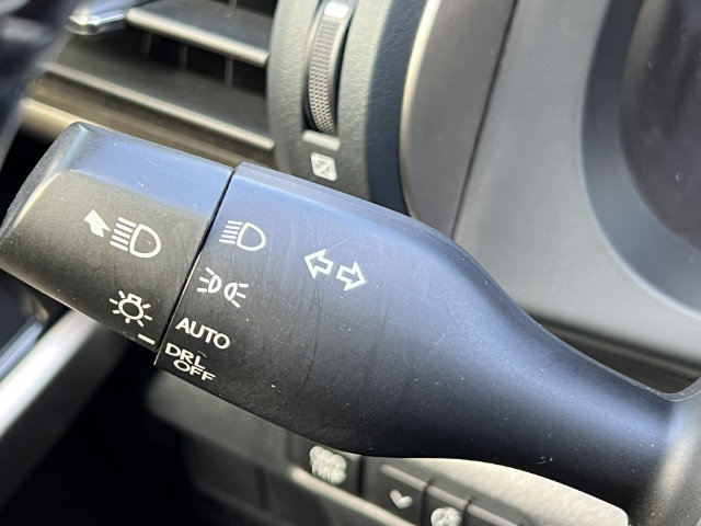 Used 2018 Lexus IS 300 AWD w/ Premium Package image 23
