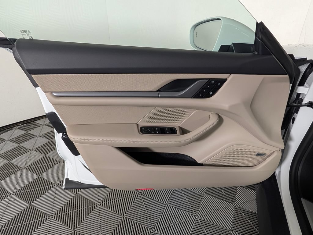 New 2026 Porsche Taycan AWD/4WD image 25