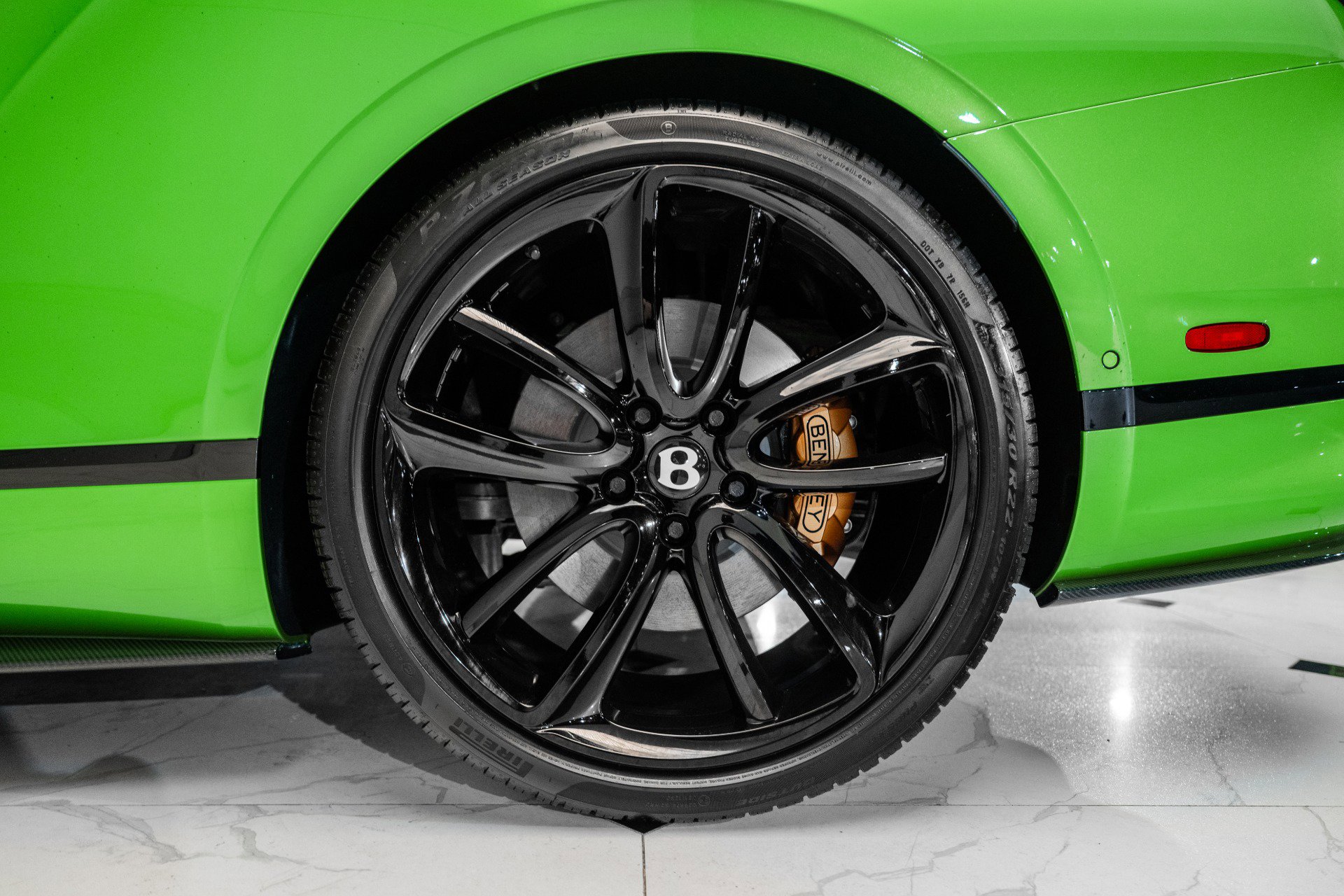 New 2024 Bentley Continental GT V8 image 13