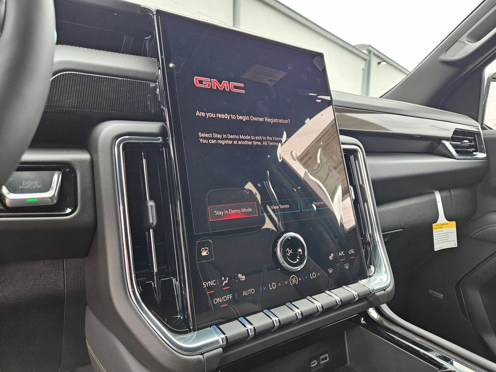 New 2026 GMC Yukon Elevation AWD/4WD image 15
