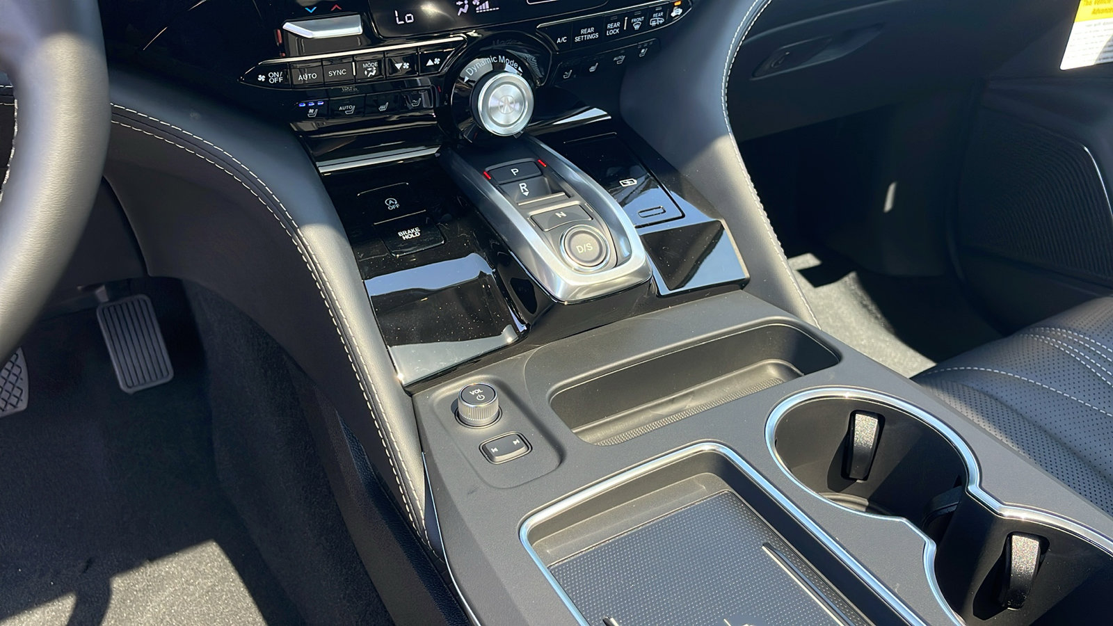 New 2026 Acura MDX SH-AWD w/ Advance Package image 17