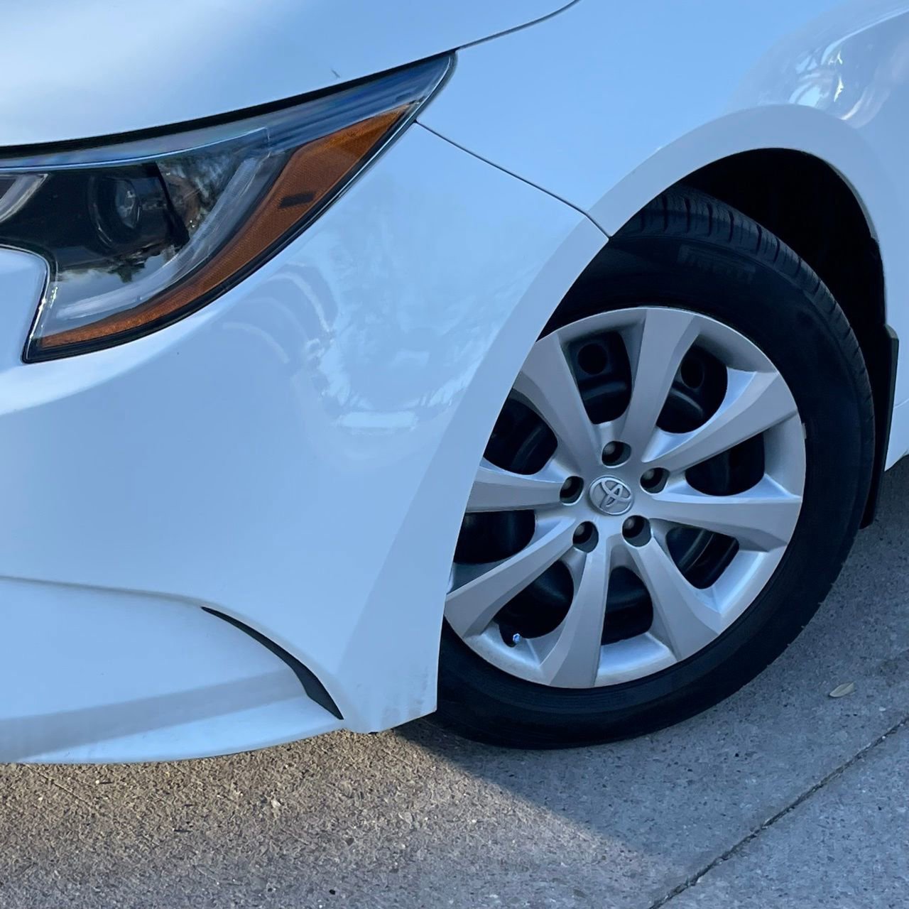 Used 2024 Toyota Corolla LE image 9