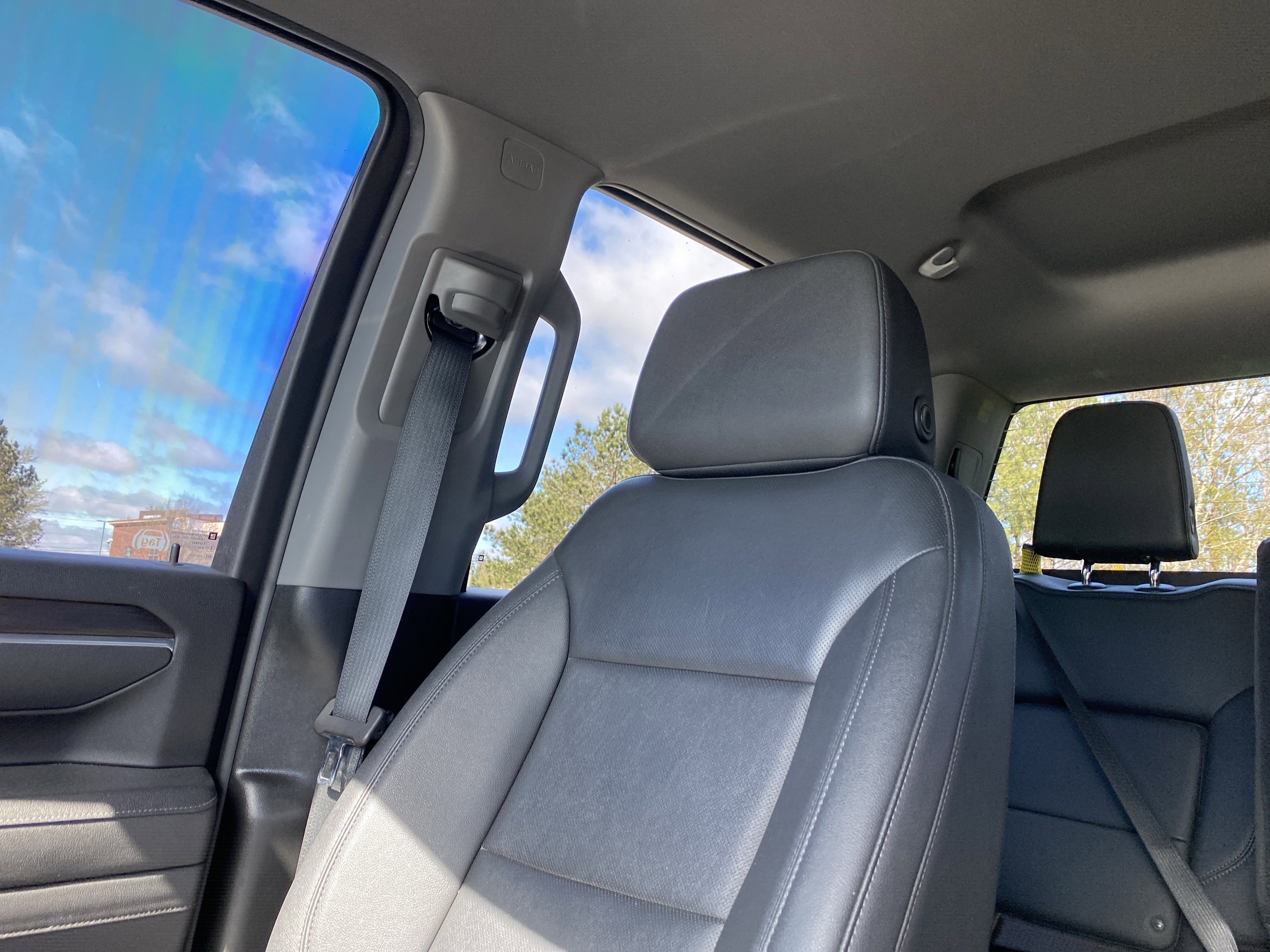 Used 2025 GMC Sierra 2500 SLT w/ SLT Convenience Package image 19