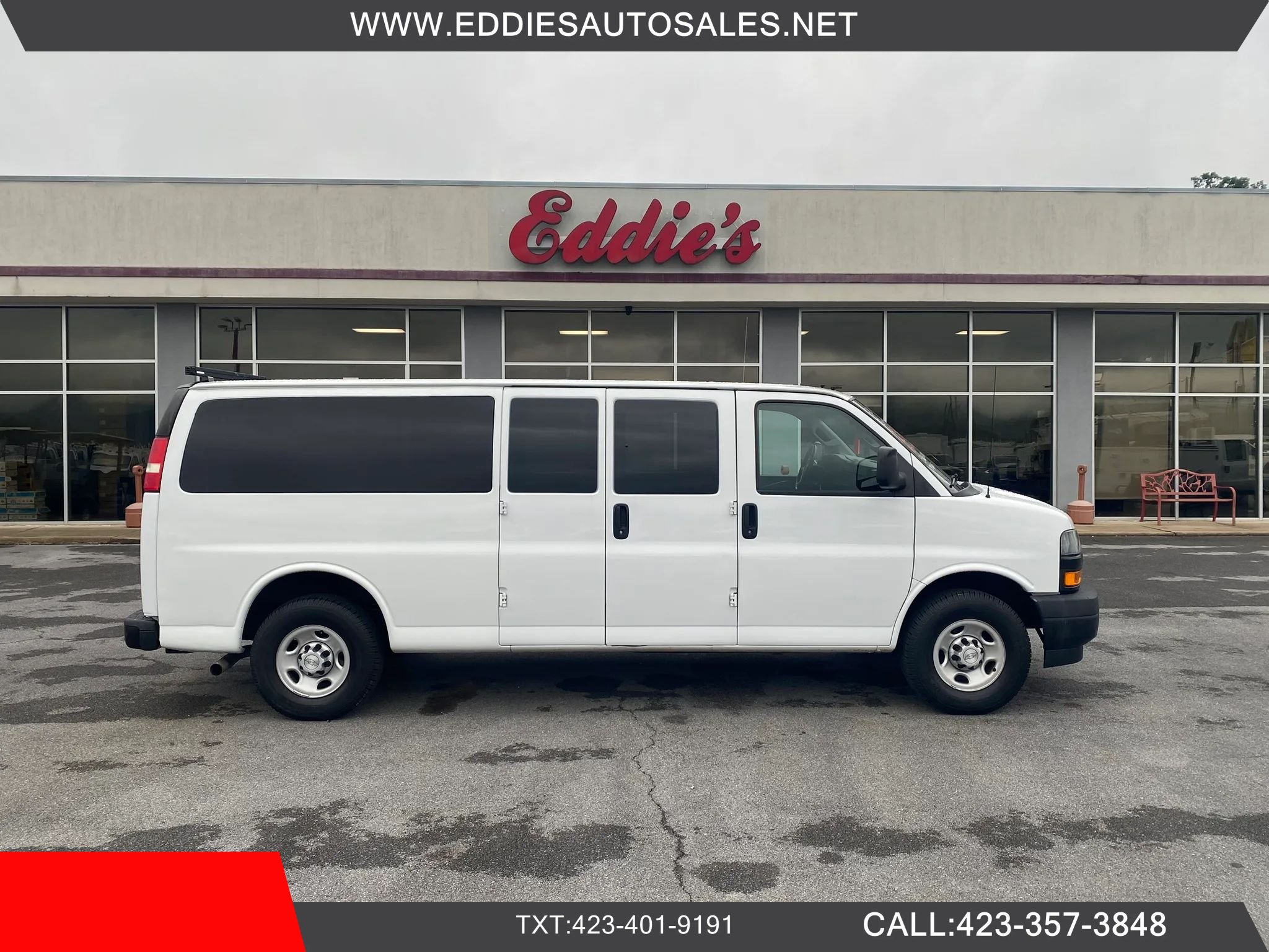 Used 2018 Chevrolet Express 3500 LS RWD image 1