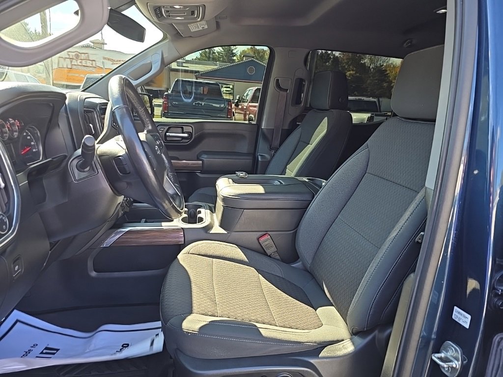 Used 2020 Chevrolet Silverado 1500 LT Trail Boss image 7