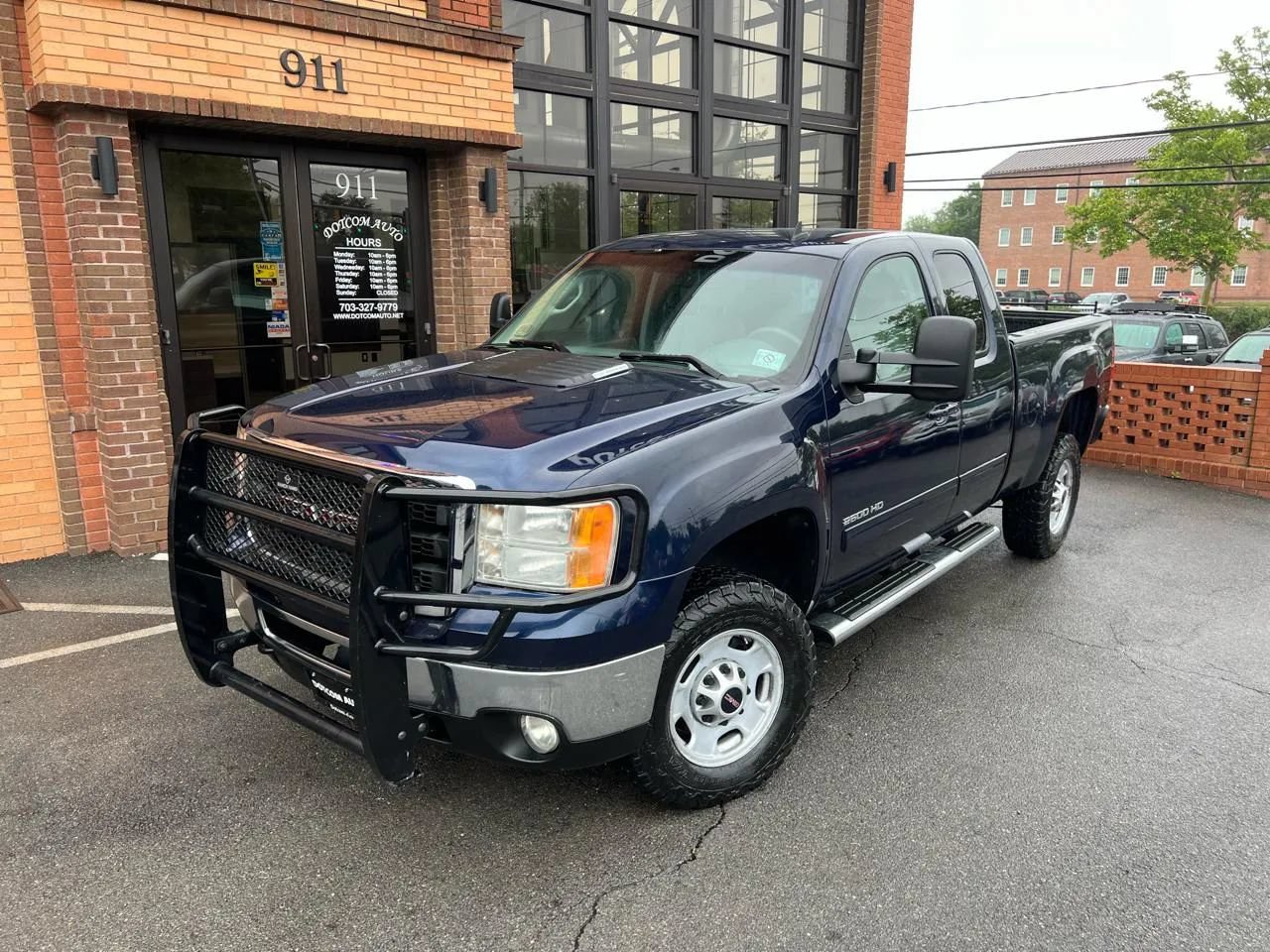 Used 2011 GMC Sierra 2500 SLT