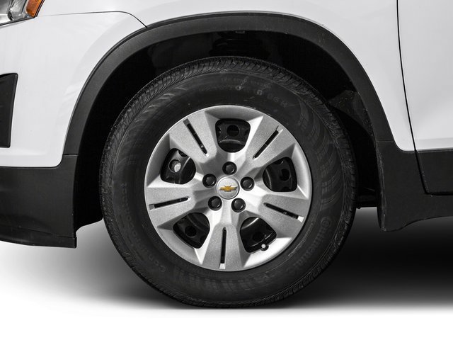 Used 2016 Chevrolet Trax LS w/ LPO, Cargo Package FWD image 15