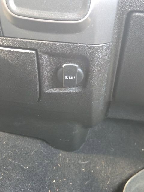 Used 2021 RAM 1500 Classic SLT image 30