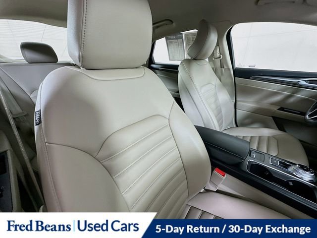 Used 2019 Ford Fusion SEL image 28