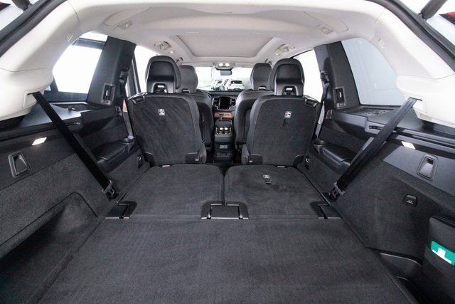 Used 2025 Volvo XC90 B6 Plus w/ Protection Package Premier image 36
