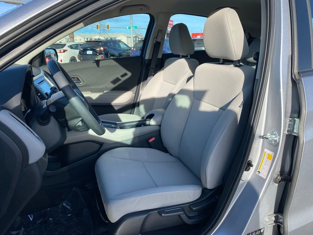 Used 2022 Honda HR-V LX image 10