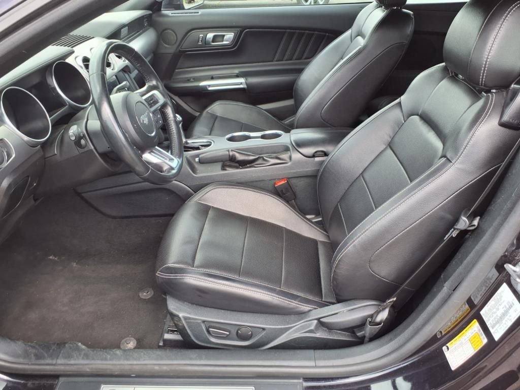 Used 2023 Ford Mustang Premium image 10