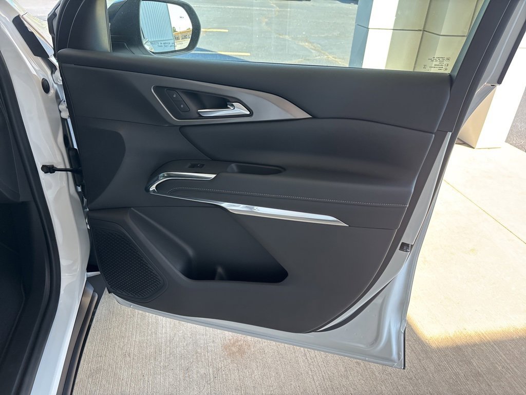 New 2026 Chevrolet Traverse LT image 29