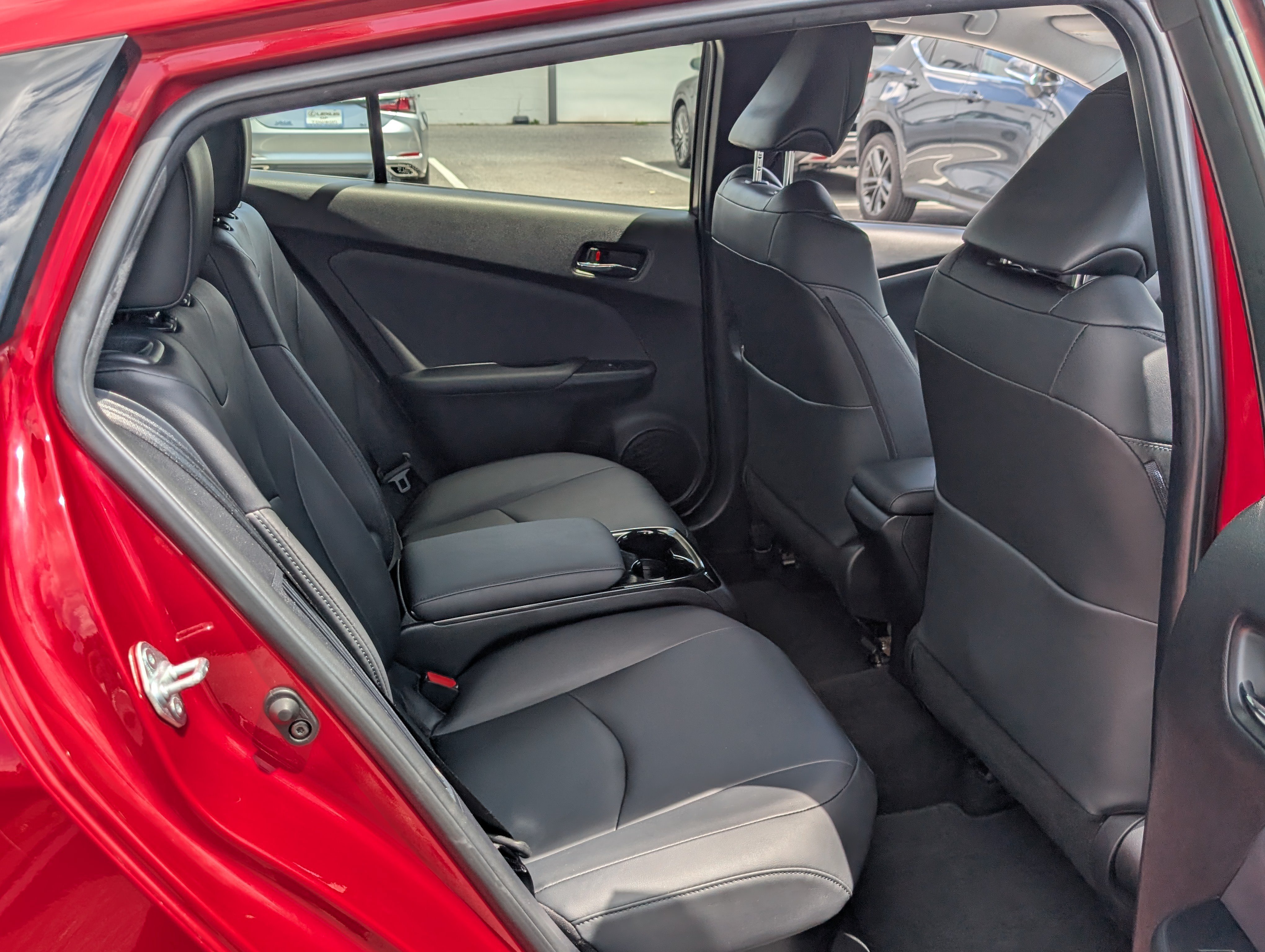 Used 2017 Toyota Prius Prime Premium w/ Carpet Mat Package FWD image 8