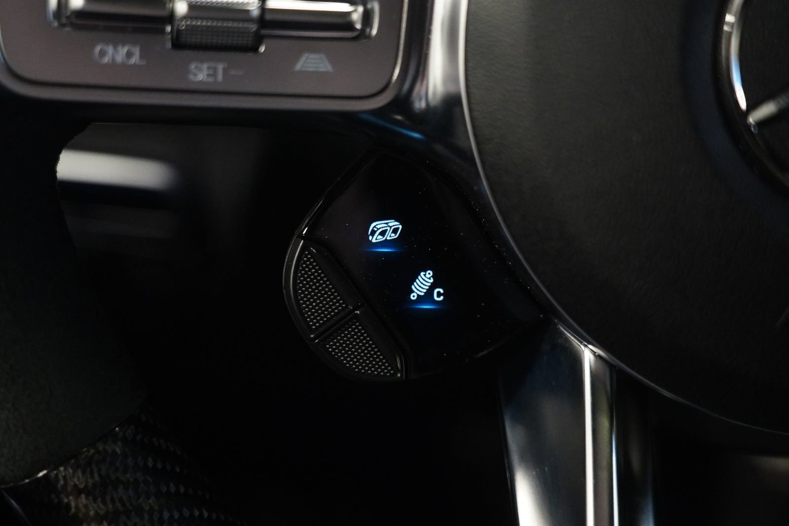 Certified 2024 Mercedes-Benz G 63 AMG AMG G 63 image 19