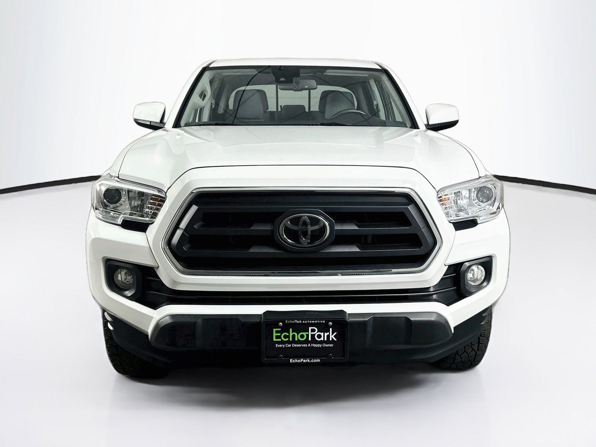 Used 2023 Toyota Tacoma SR5 RWD image 2