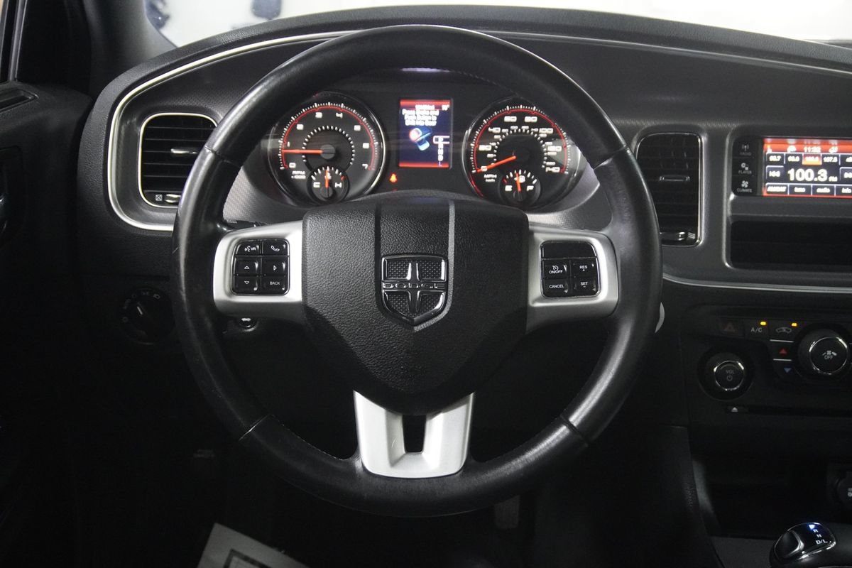 Used 2013 Dodge Charger SE w/ Connectivity Group RWD image 13