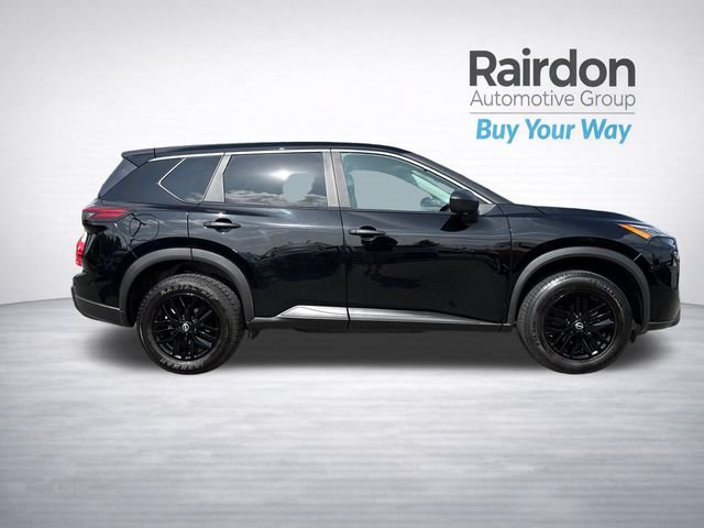Used 2024 Nissan Rogue S AWD/4WD image 8
