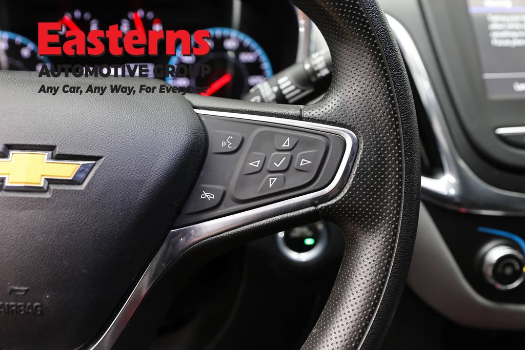 Used 2019 Chevrolet Equinox LS w/ LS Convenience Package AWD/4WD image 16