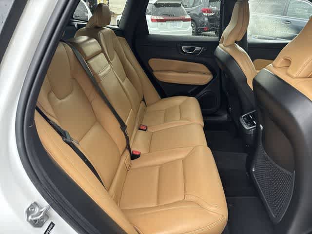 Used 2021 Volvo XC60 T5 Inscription FWD image 19
