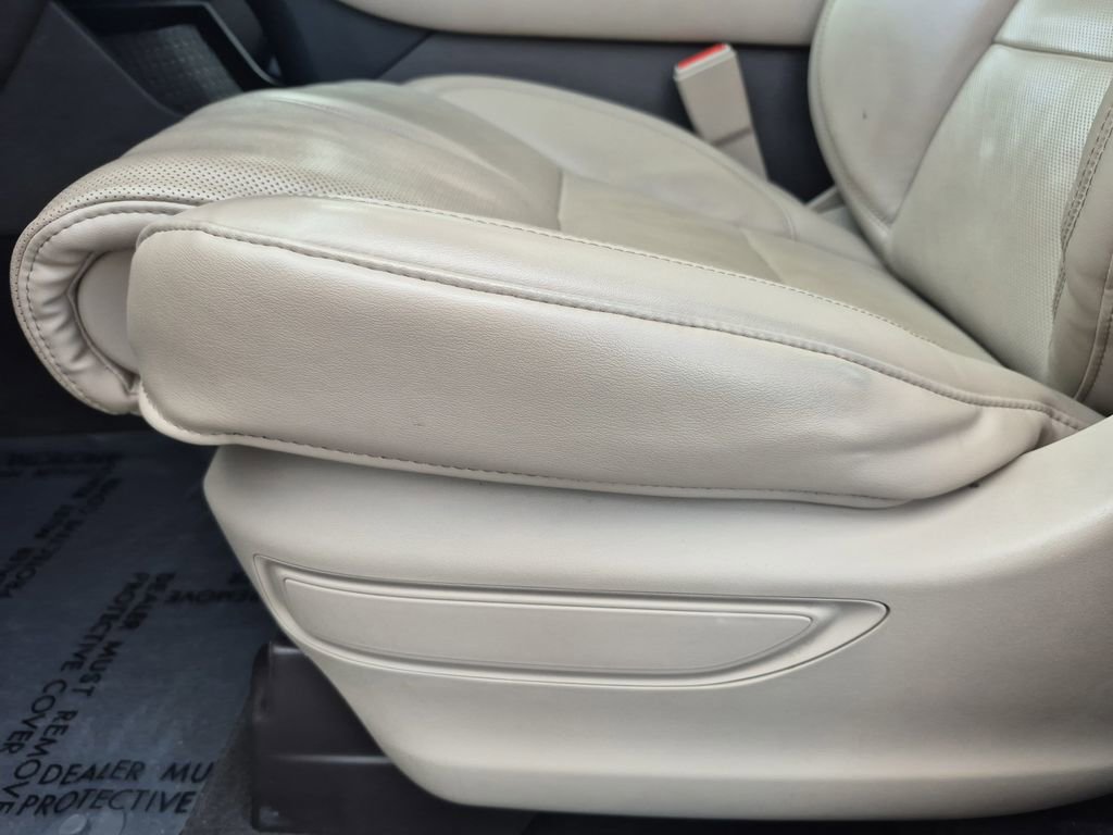 Used 2022 Lincoln Aviator Reserve w/ Equipment Group 201A image 13