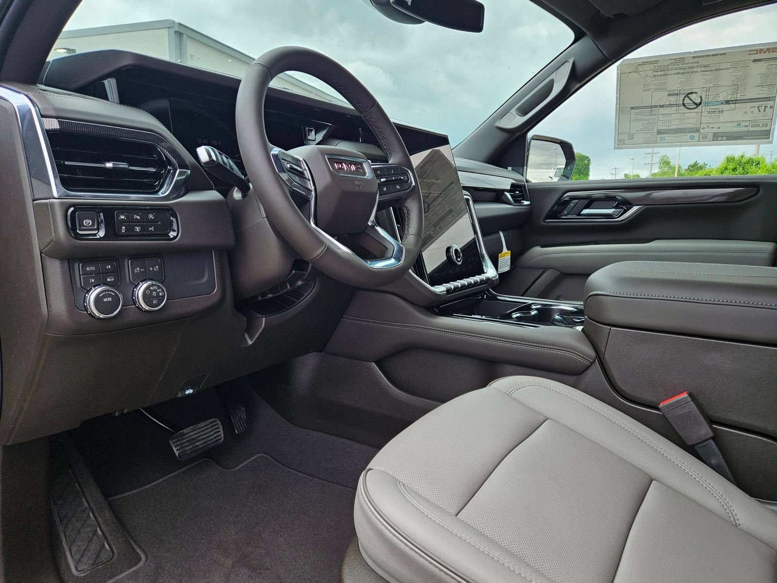 New 2026 GMC Yukon Elevation AWD/4WD image 10