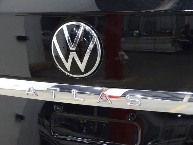 Used 2023 Volkswagen Atlas SEL AWD/4WD image 46