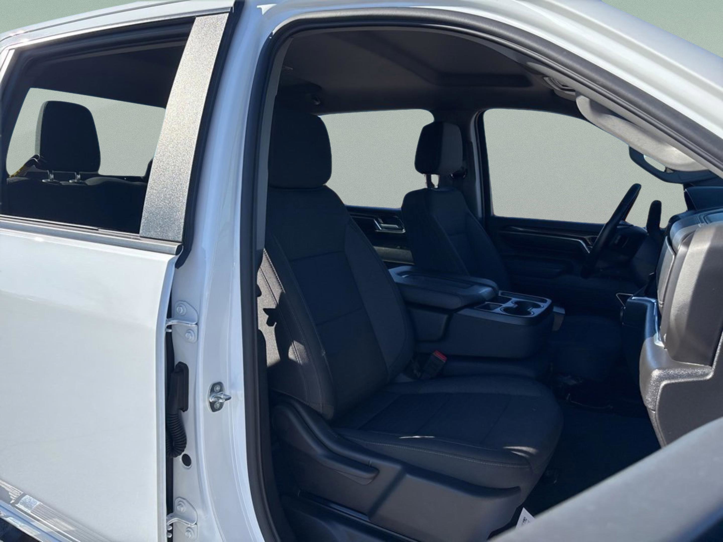 Used 2024 Chevrolet Silverado 2500 LT image 30