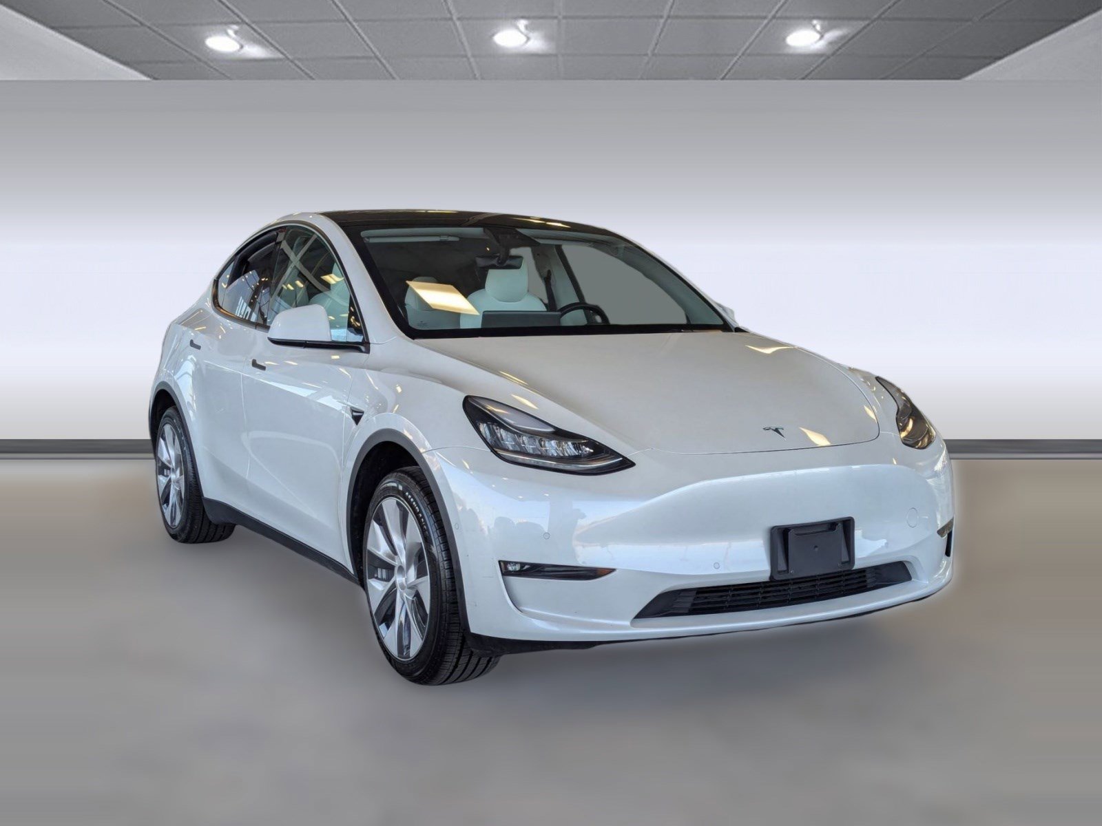 Used 2021 Tesla Model Y Long Range image 7